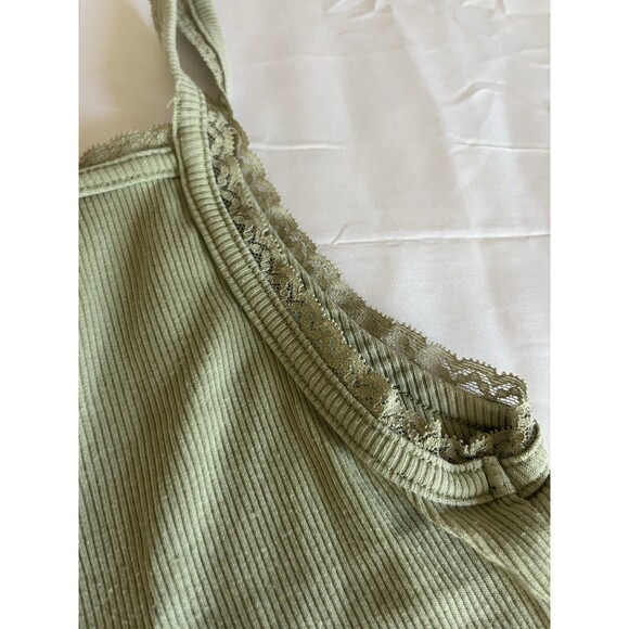 American Eagle Olive Green Lace Trim Tank Small Layering Crop Twee - Picture 3 of 5